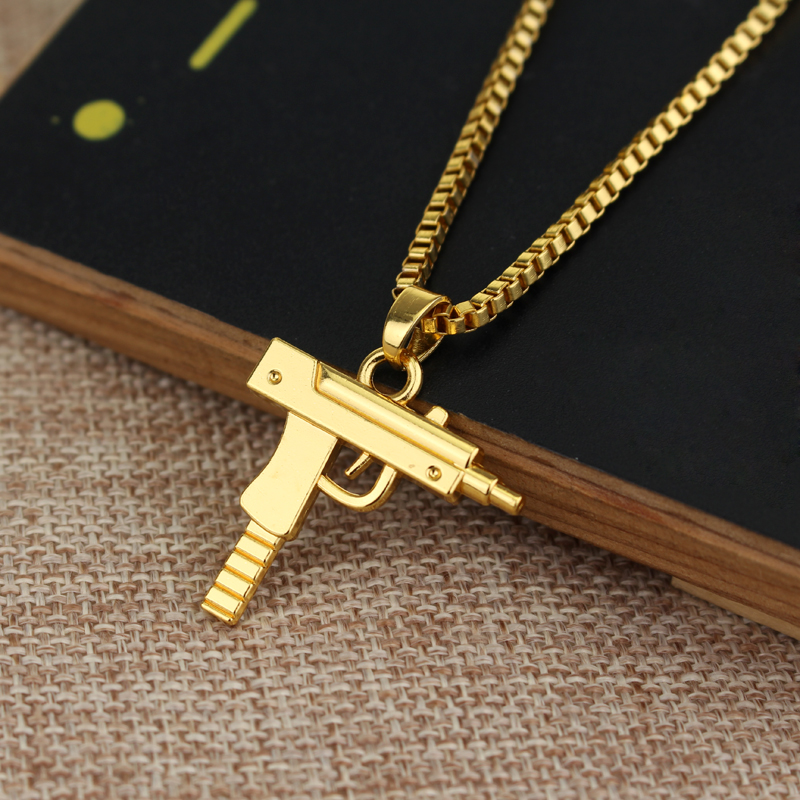 トレンディな Uzi 銃型ペンダントネックレス ゴシックパン - Street Fashion Art のレビューと価格